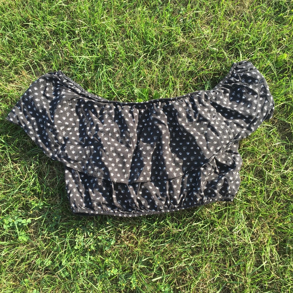 Black Off the Shoulder Crop Top